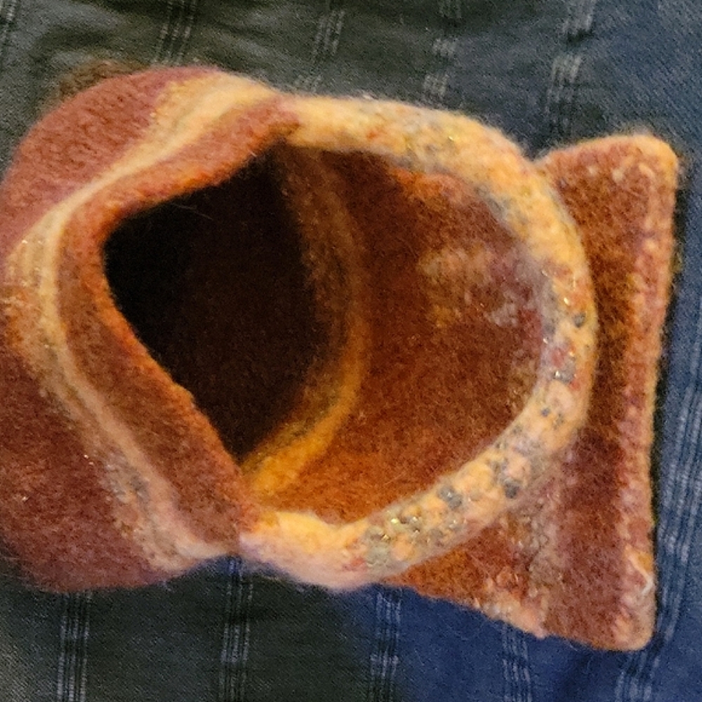 Handbag - Picture 3 of 4